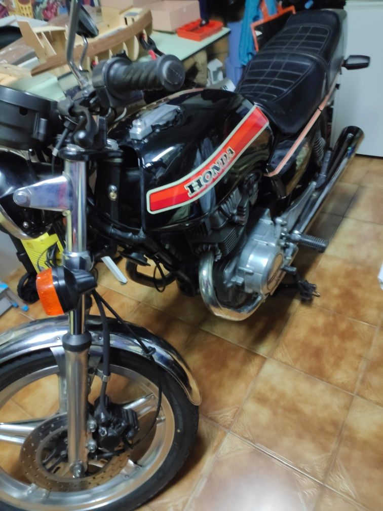 Honda cb 250 super dream 1982