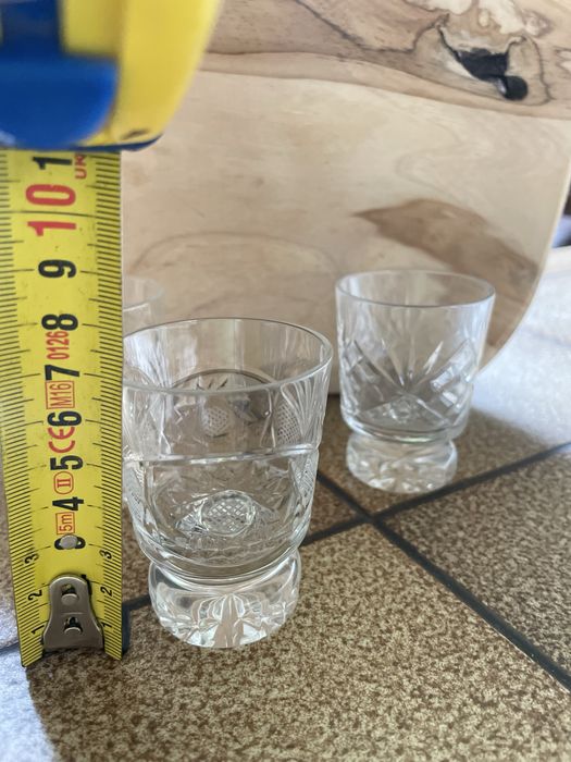 Dwa komplety kieliszków kryształowych