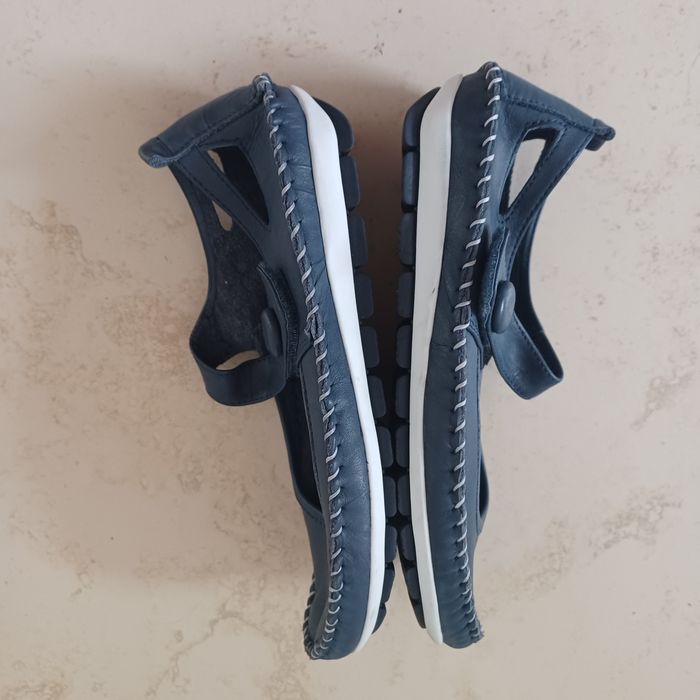 Buty PAVERS z miękkiej skóry cielęcej nowe 37/ salon 279 zł