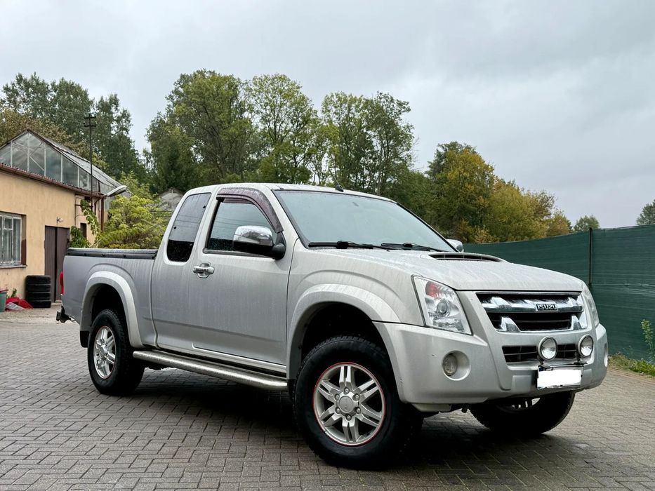 Isuzu D-Max *** Isuzu D-max 4x4 Webasto Klima Polecam ***