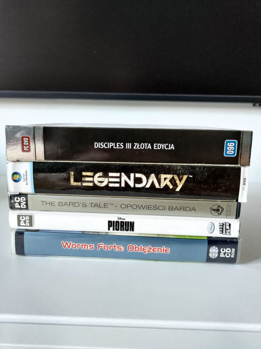 Zestaw gier PC na płytach