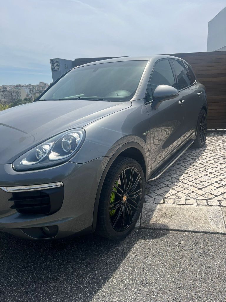 Porshe cayenne S