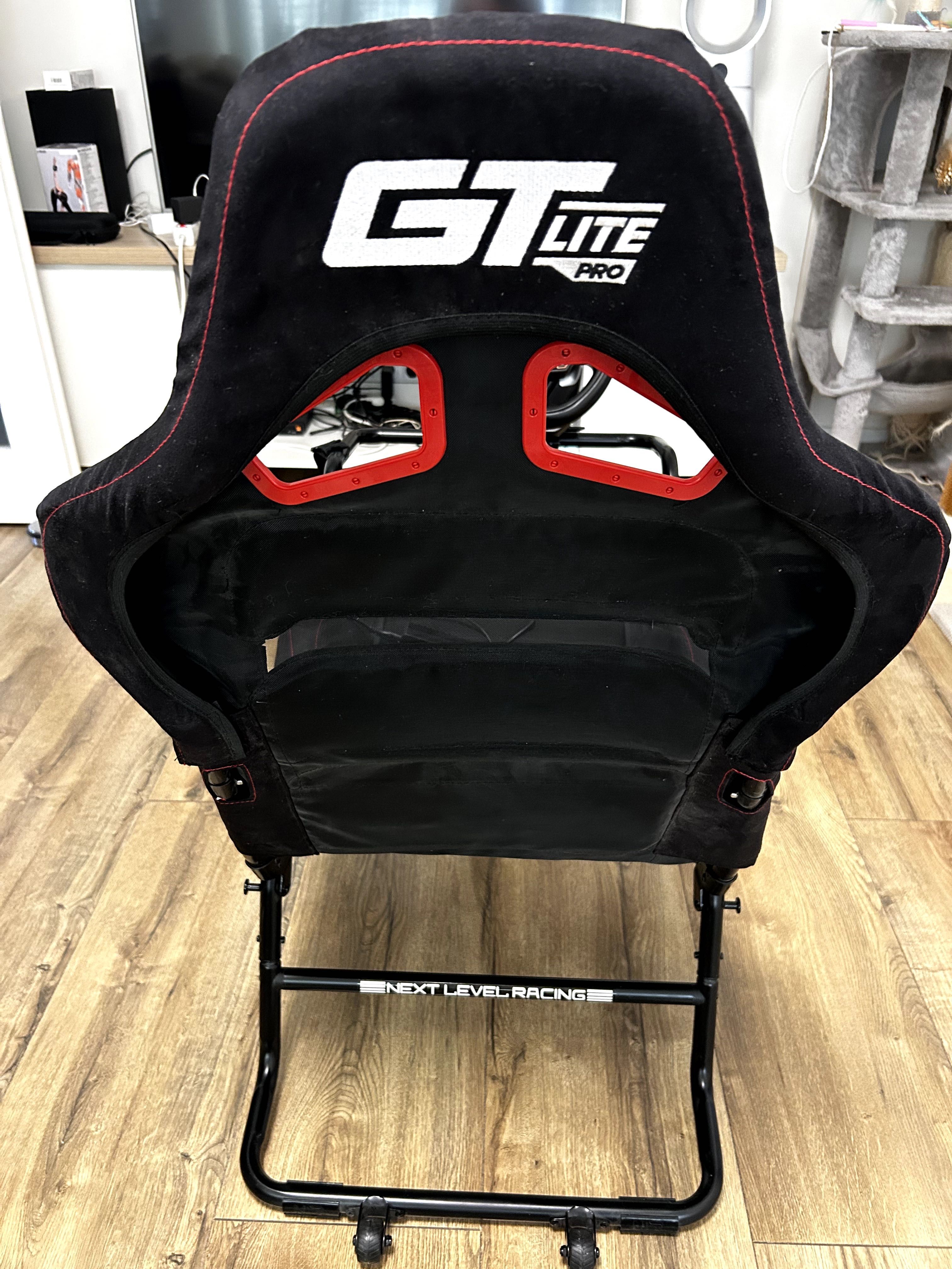 Fotel Next level racing + kierownica Thrustmaster 248 + pedały