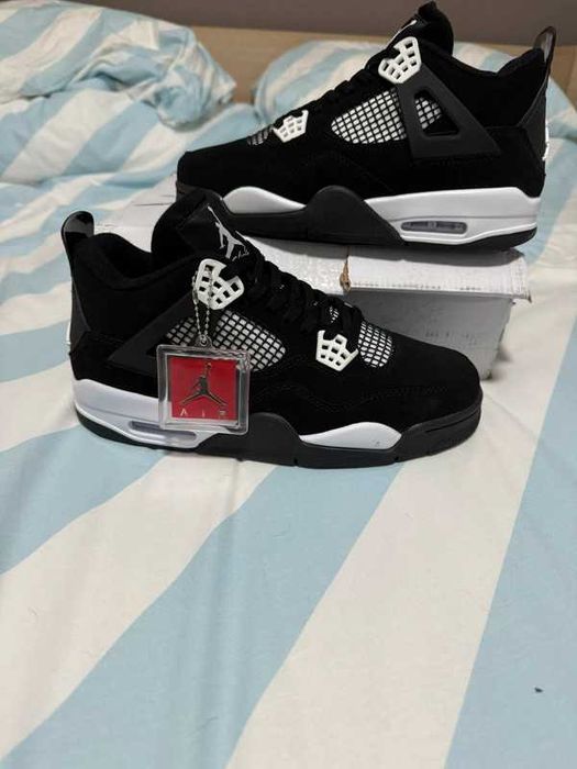 Buty Jordan 4 Retro White Thunder Rozmiar.43