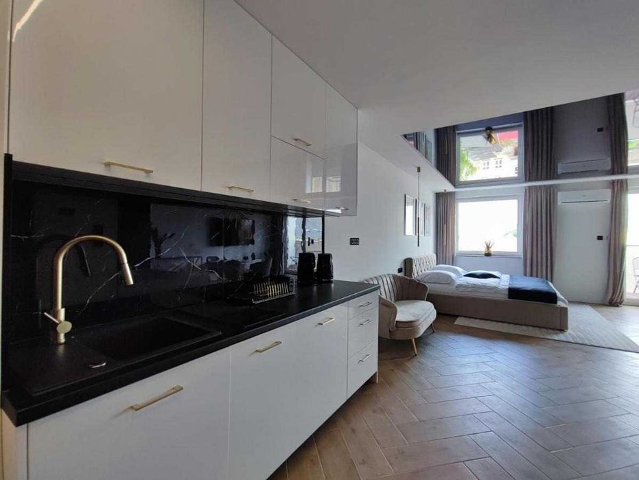 Stylowy Apartament z Wielką wanną z hydromasażem w centrum miasta!