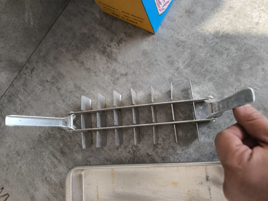 Dawna kostkarka do lodu