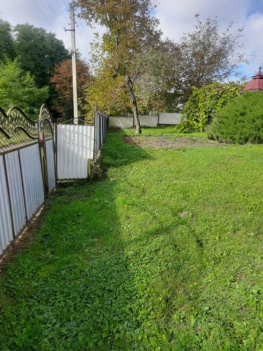 Продам будинок  к хорошому стані  кому потрібно  дзвоніть.