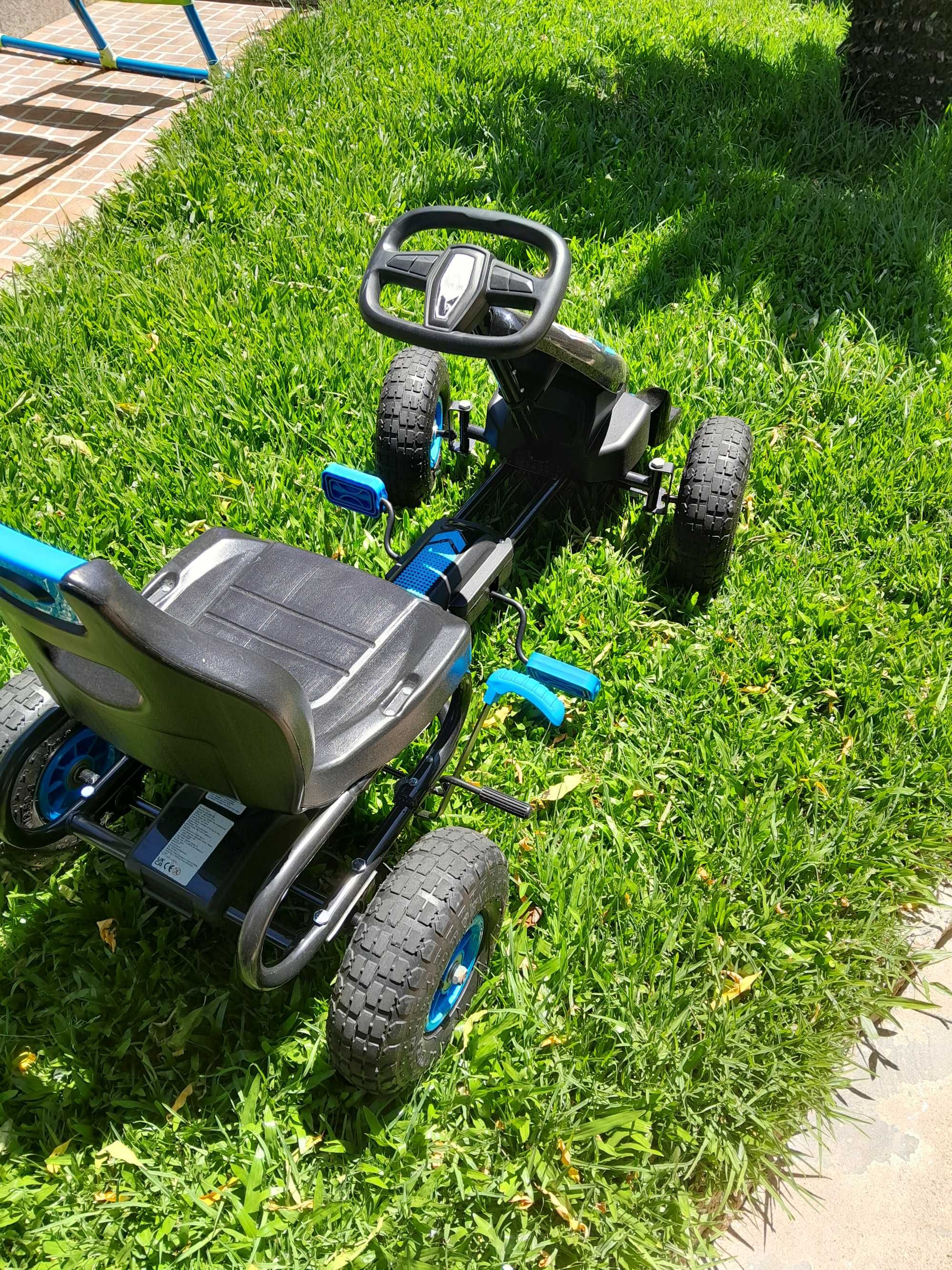 Kart  a pedais. Pouco uso