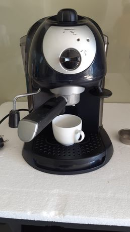 Ekspres ciśnieniowy Delonghi EC190