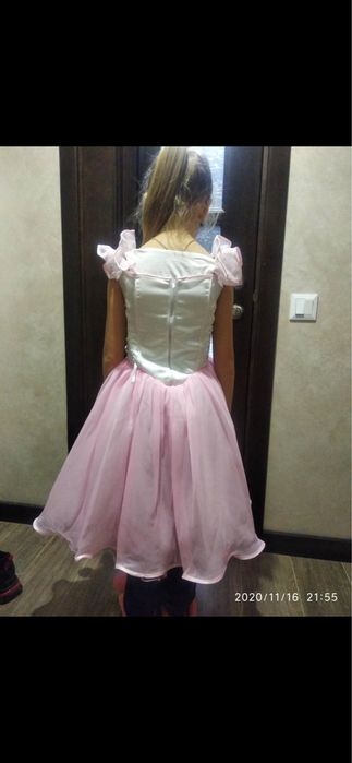 Плаття на дівчинку