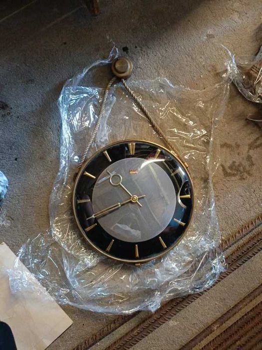 Zegar wiszący UPG Halle