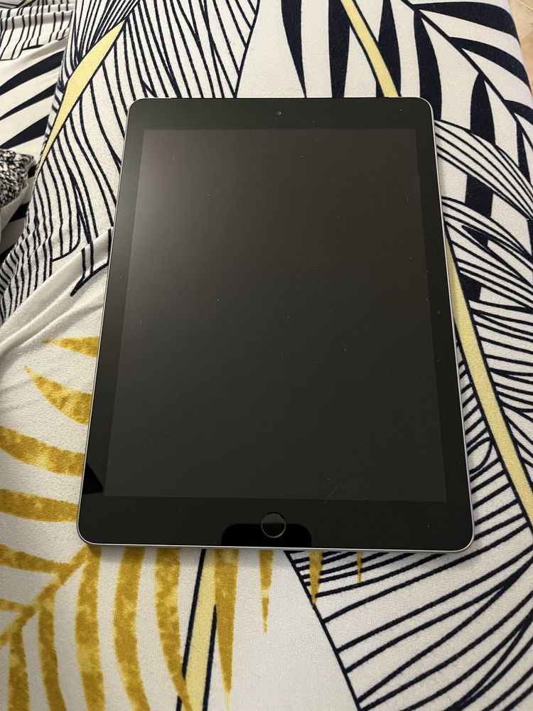 Ipad 6a geracao 128gb wifi+celular