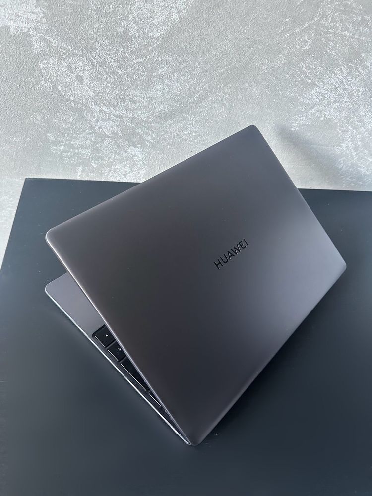 Laptop Huawei matebook 13