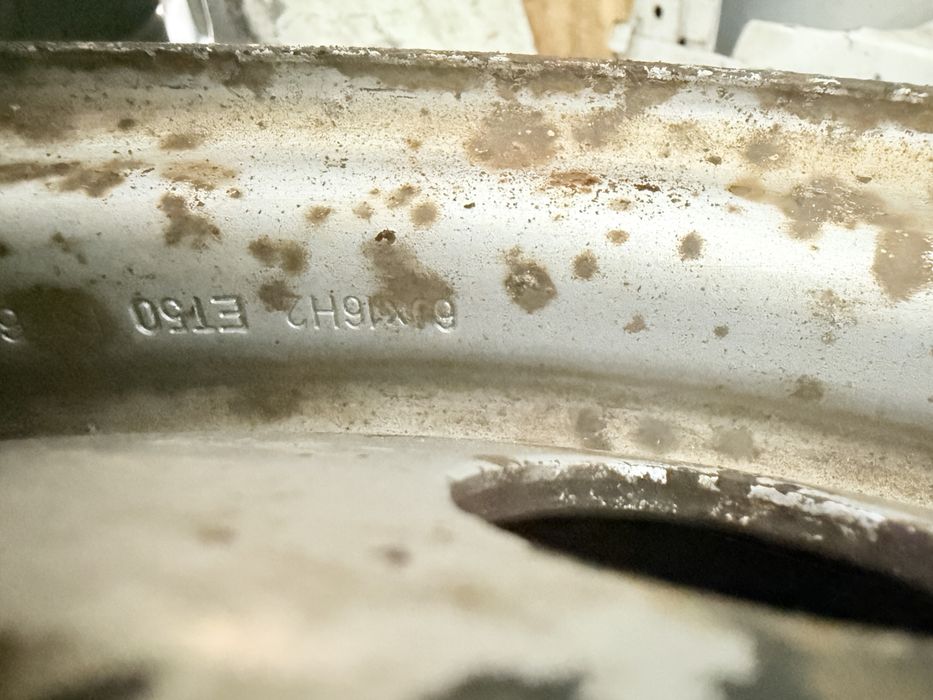 Felgi Stalowe Renault Trafic Opel Vivaro Nissan 6x16” ET50 5x118 KPL