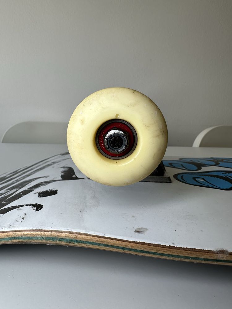 Skate completo Santa Cruz + Bones + Thunder Hi