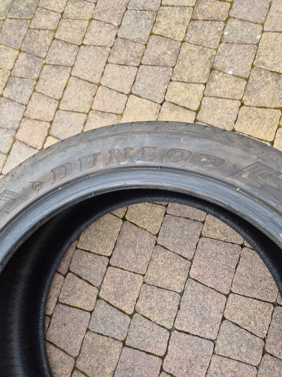 DUNLOP z GLE Coupe 255/45 R20 - 2szt