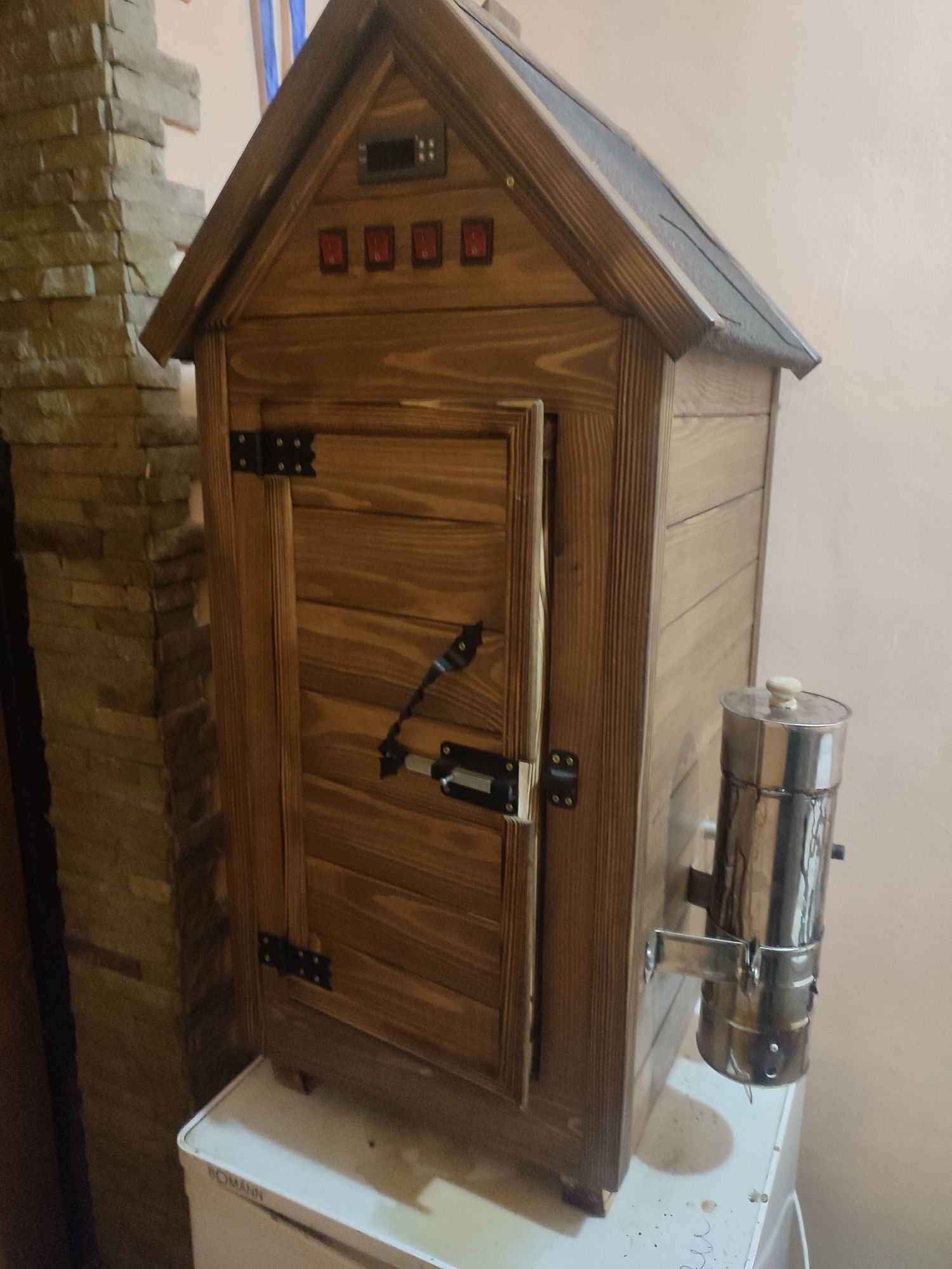 Коптильня гарячого і холодного копчення