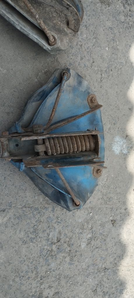 Іж 49 сидіння лопухи