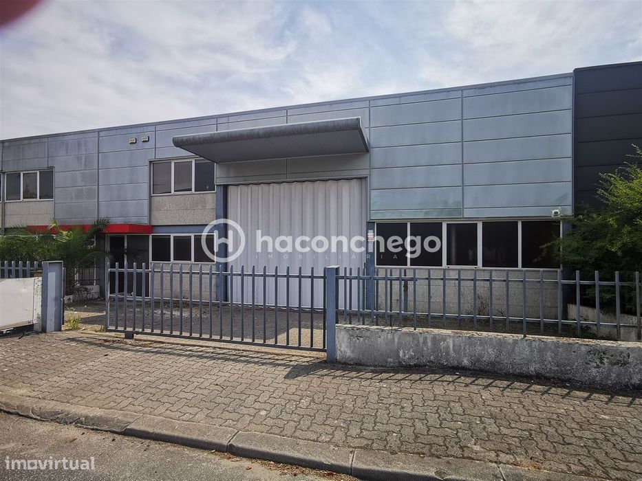 Armazém para arrendar São Veríssimo Barcelos