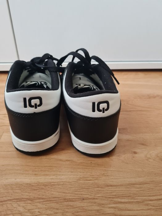 Buty sportowe snikersy