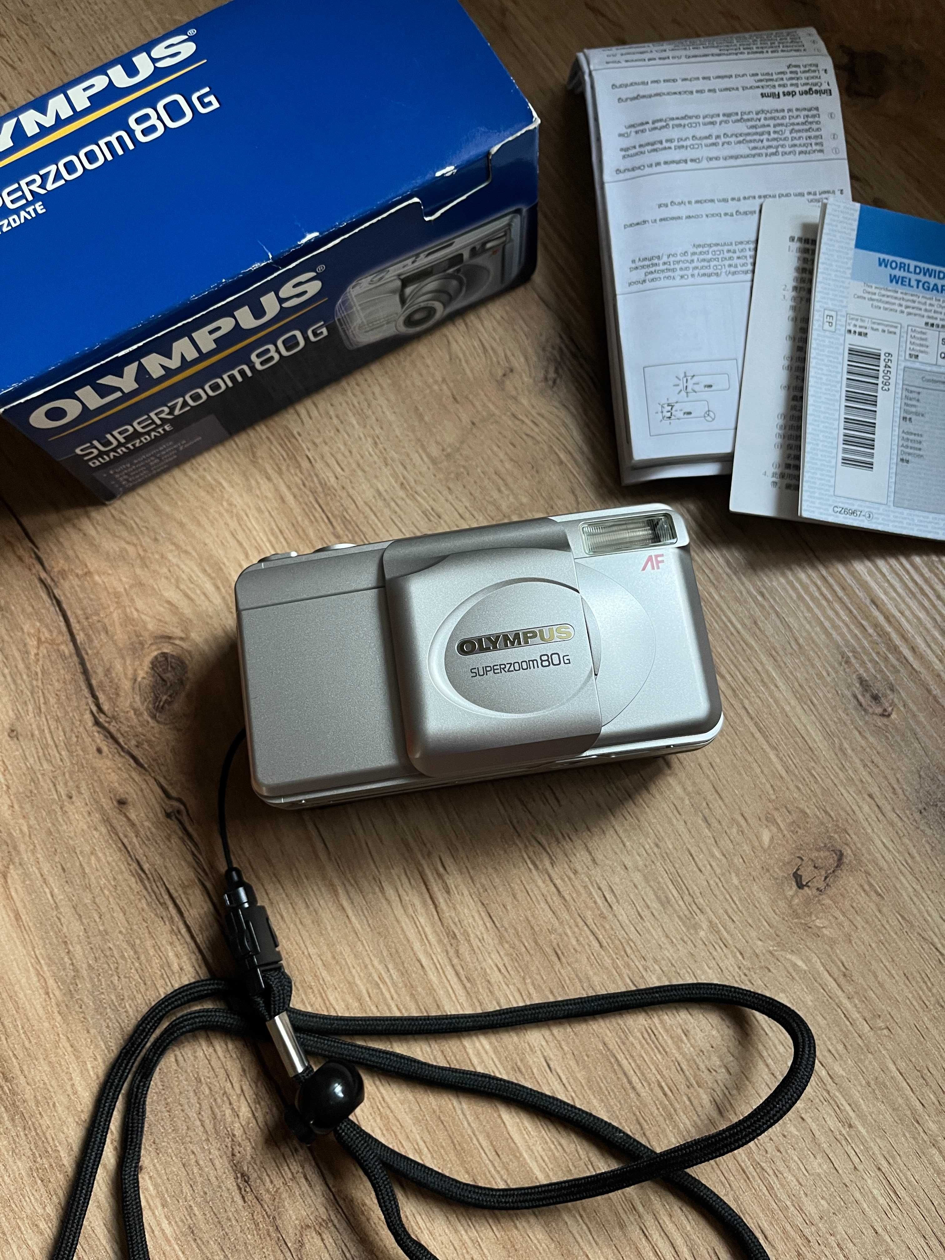 Плівковий OLYMPUS Superzoom 80G Quartzdate з коробкою та документами