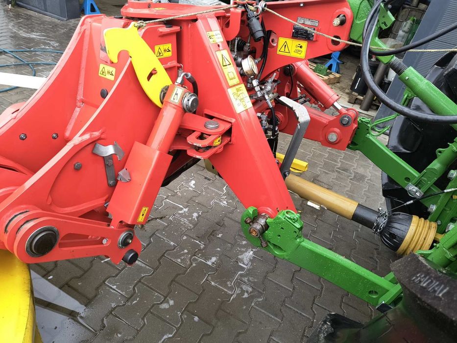 Kosiarka pottinger nova cat 302