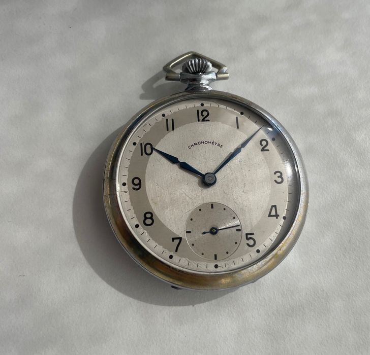 Relógio de bolso vintage Chronomètre, revisto em Novembro 2024