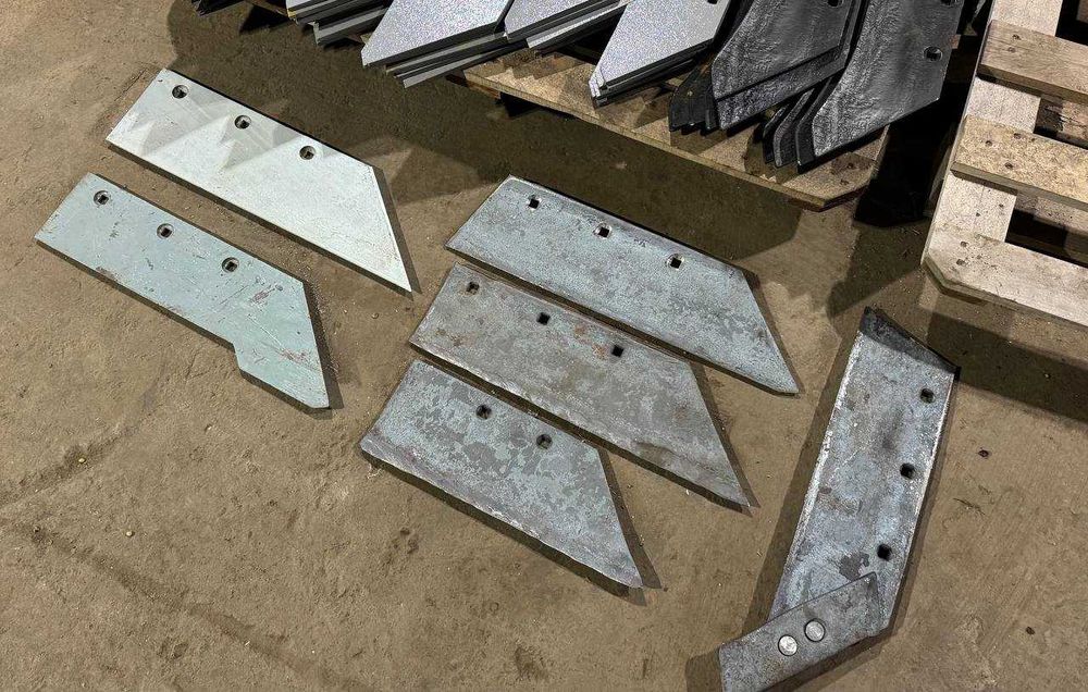 леміш,лемех,відвал,отвал плуга Польща 25,30 БОР ОРИГІНАЛ запчастини!