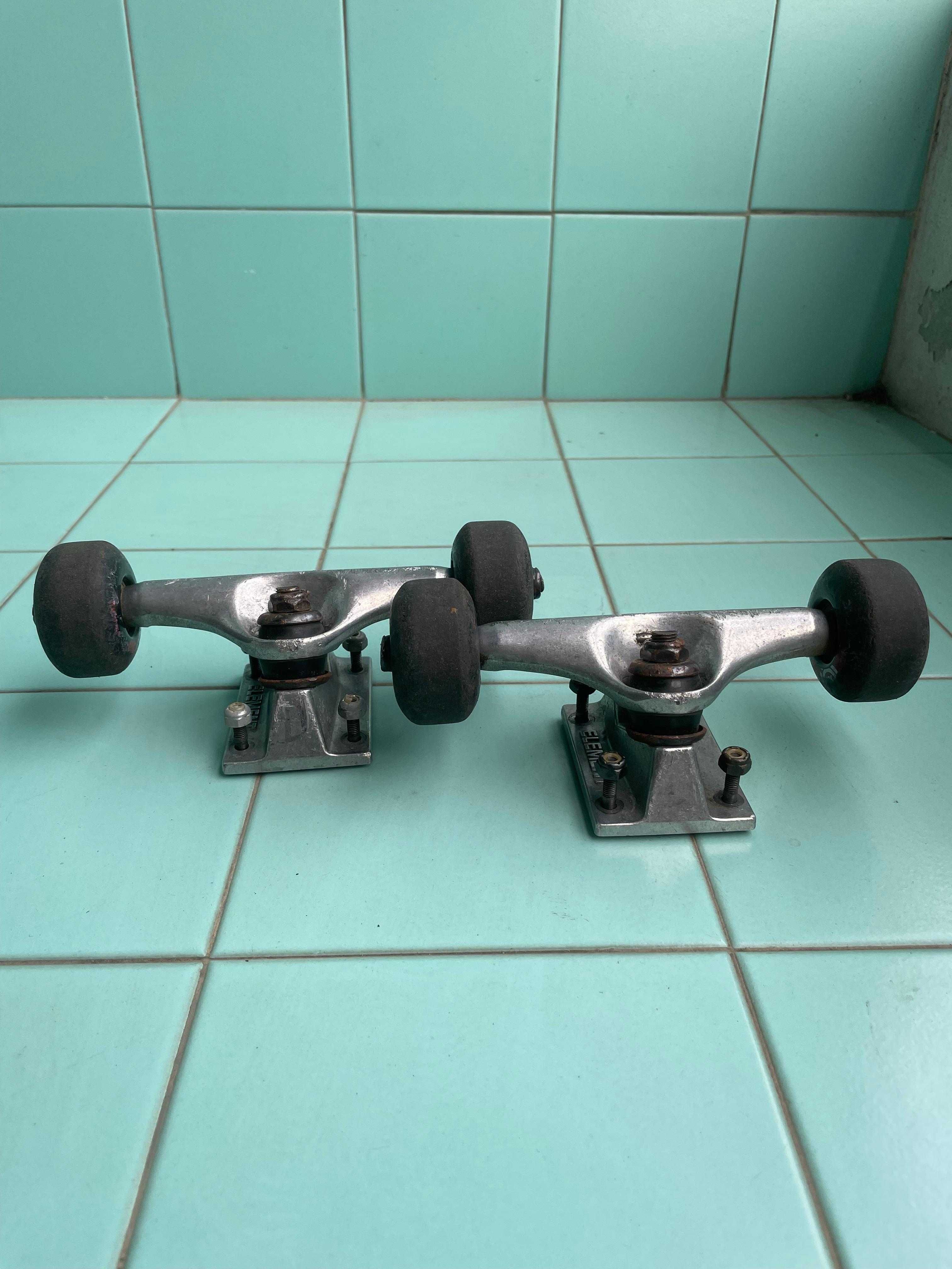 Trucks + Rodas Element
