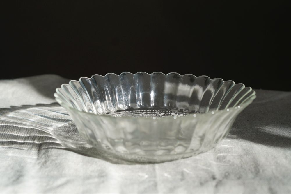 KIG Indonesia Malaysia Salaterka miska szkło prasowane PRL