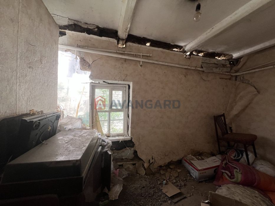 Продам ветхий домик с участком 13 соток в с.Любимовка, Приднепровск