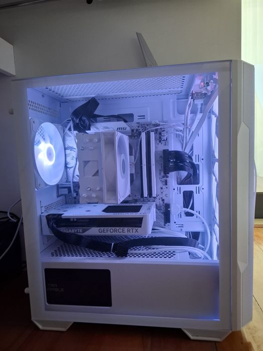 Serviço de Montagem de Computadores