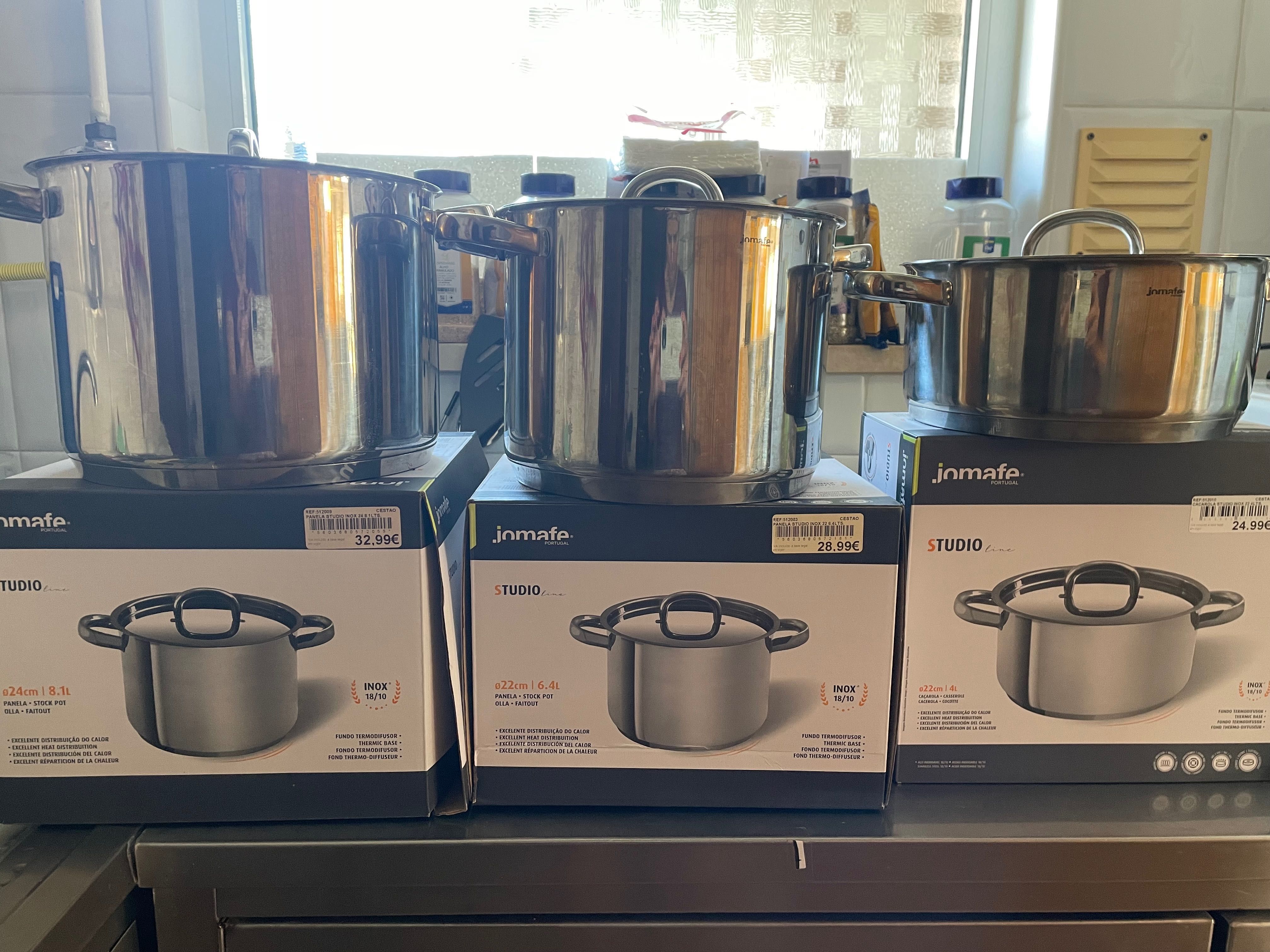 Tachos inox impecáveis