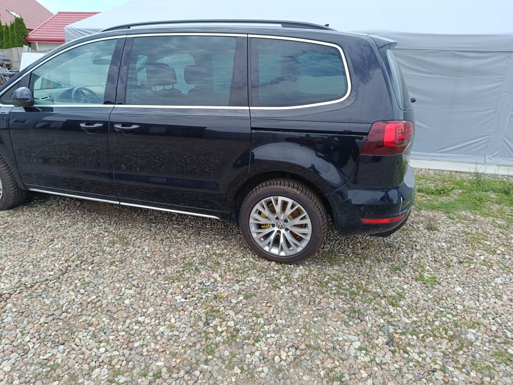 VW Sharan R-Line
