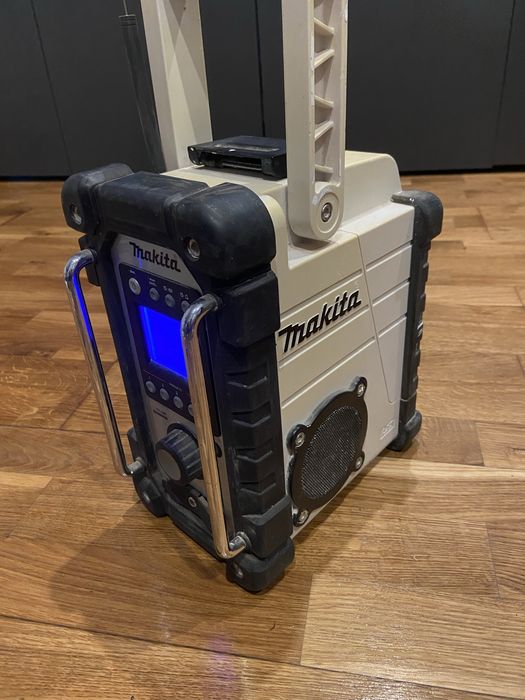 Radio Makita BMR102