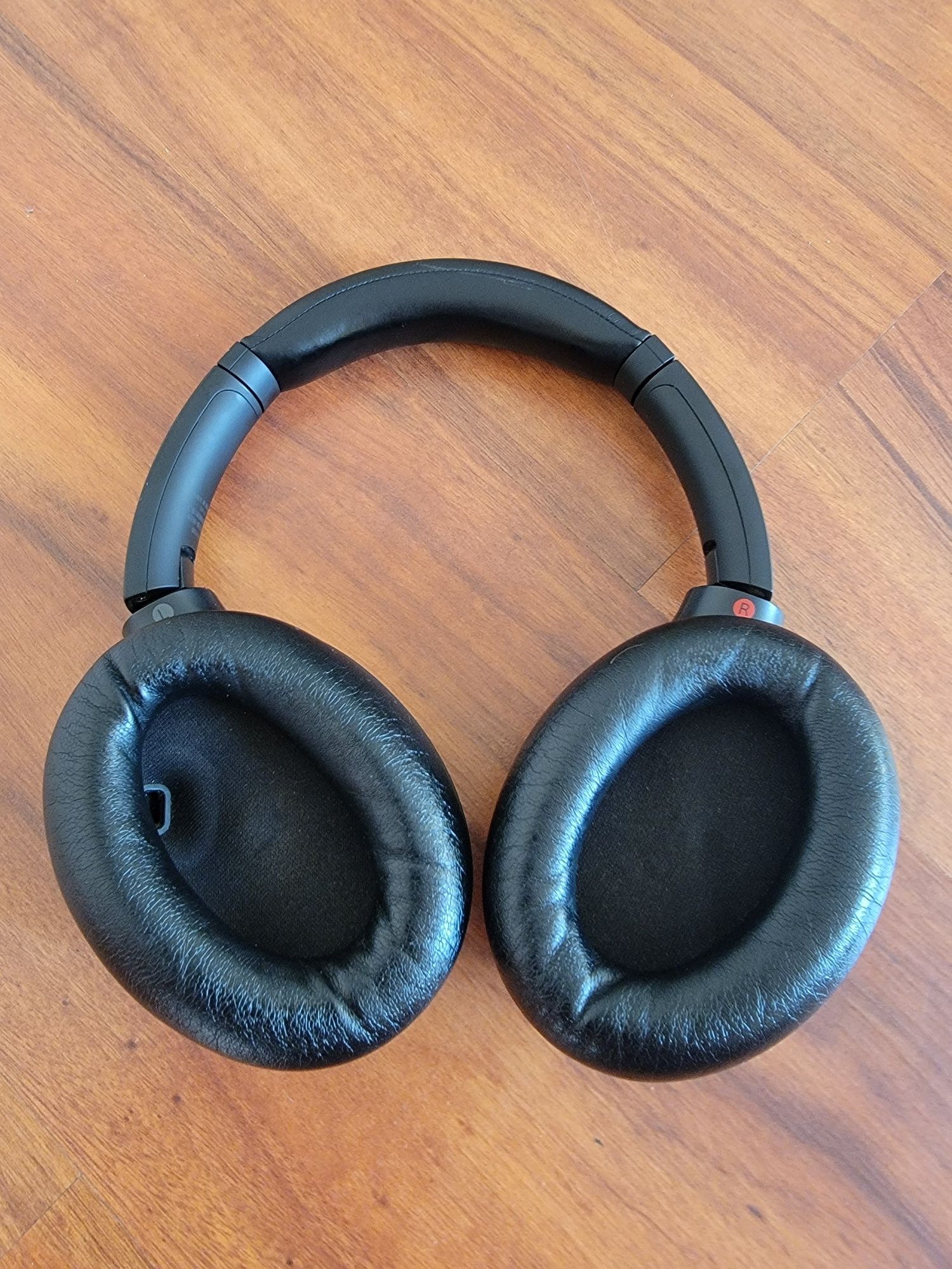 Топові Sony wh-1000xm4