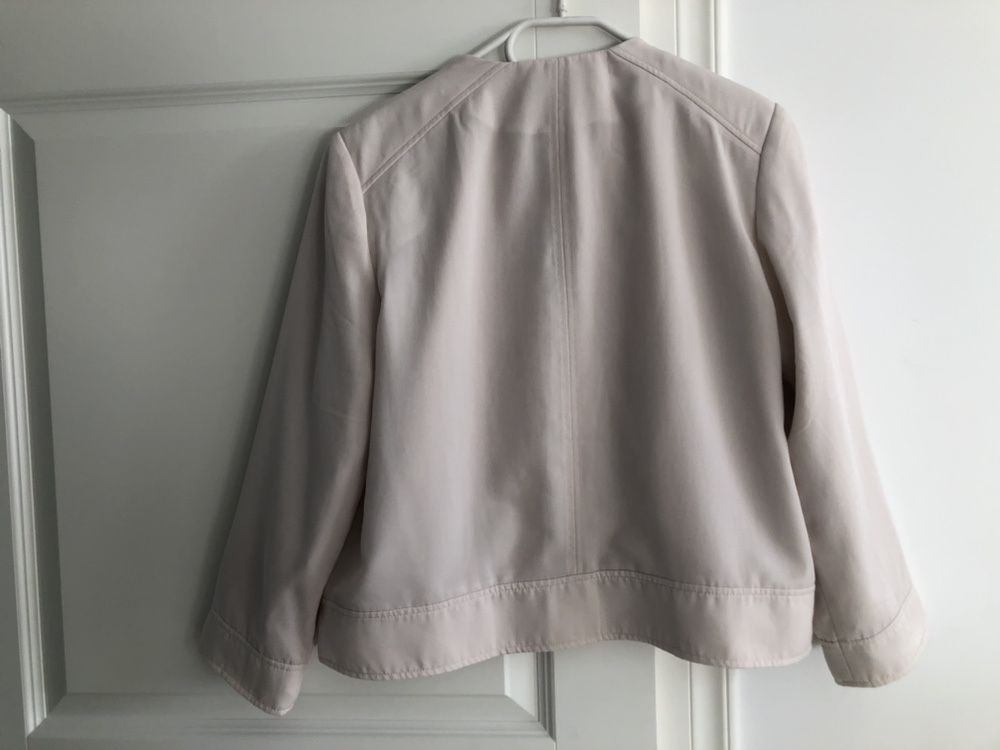 Krótsze bolerko / marynarka H&M
