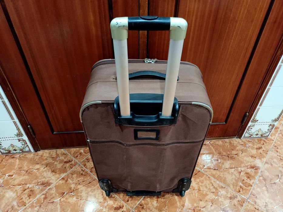 Mala malas de porão até 23 kg viagem casa quarto apartamento carro.