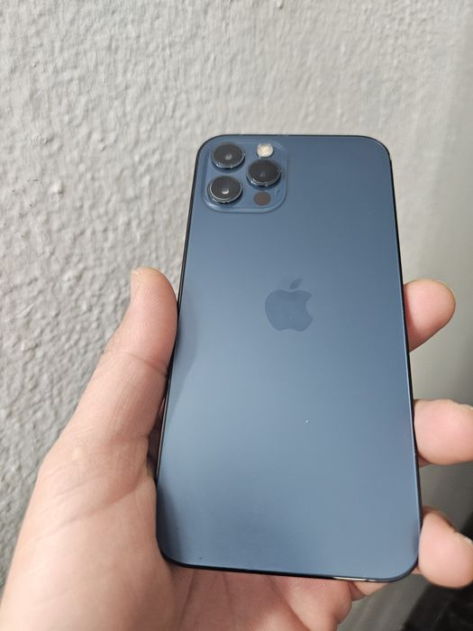 Iphone 12 pro..256gb