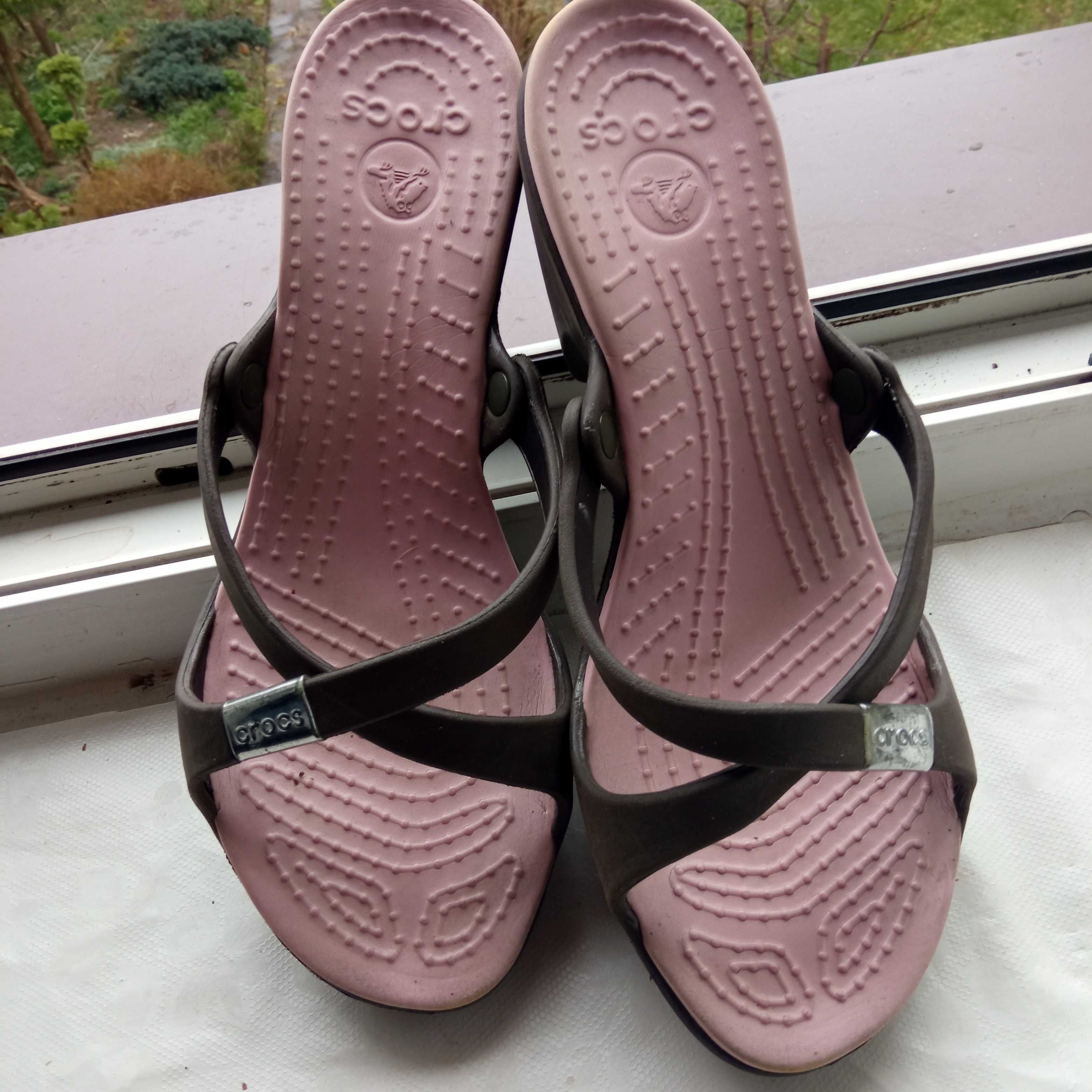 Klapki Crocs Cyprus Hell W9 39/40