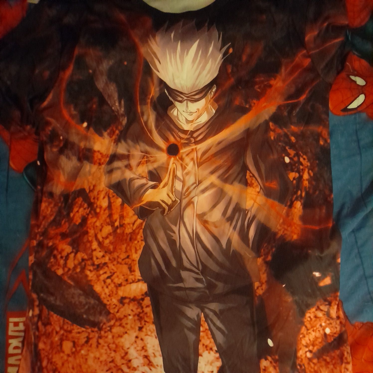 T-shirt anime jujutsu kaisen