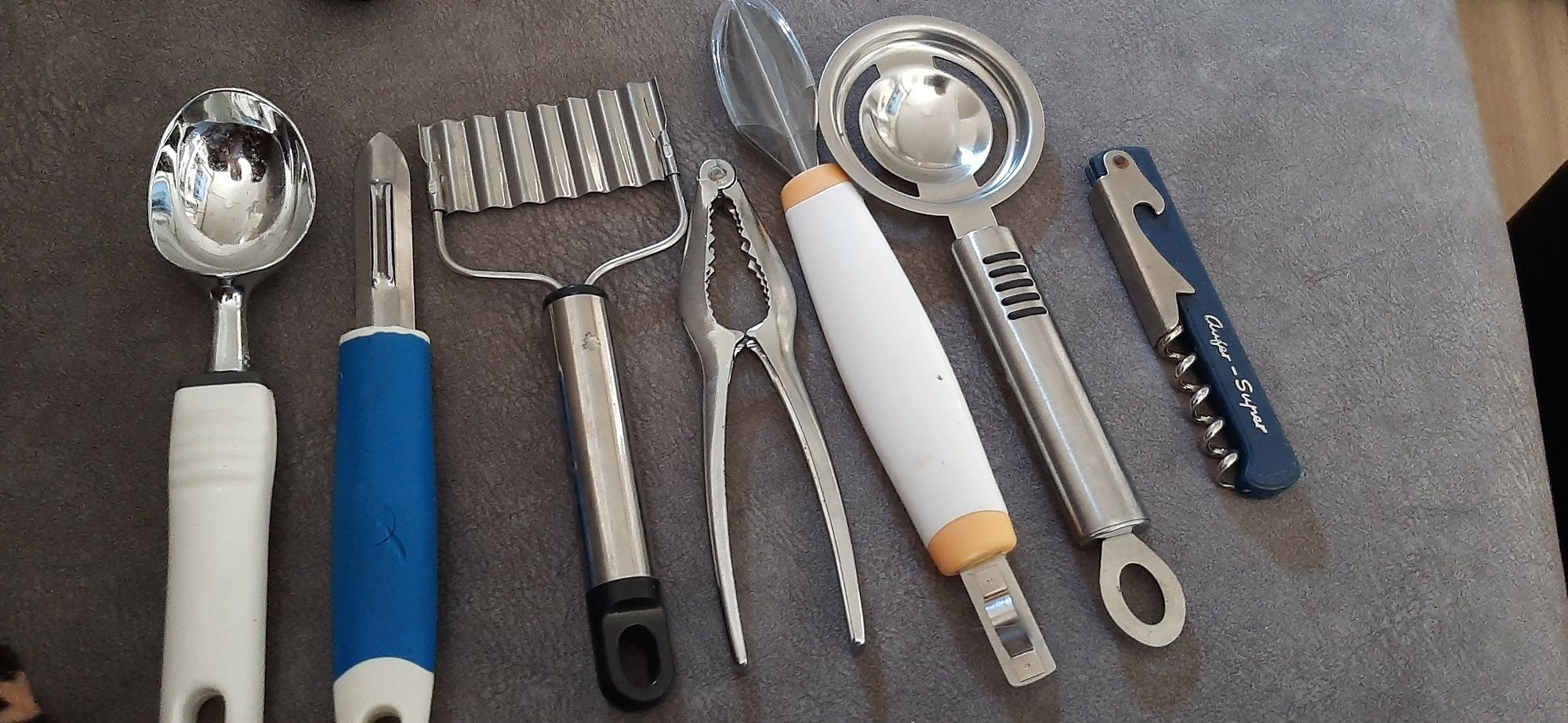 Utensílios para cozinha novos