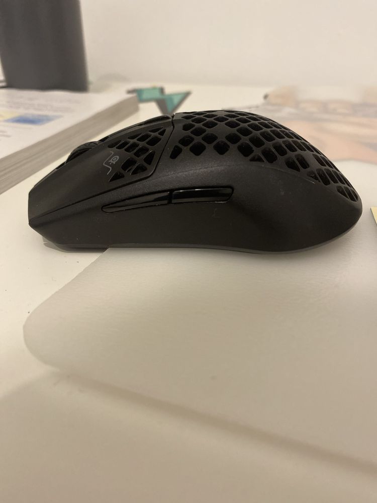 Myszka steelseries aerox 3