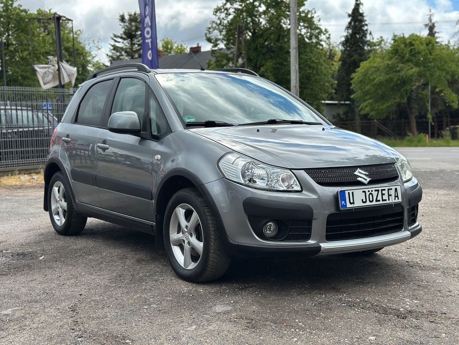 Suzuki SX4 bardzo dobrze wyposażony, zarejestrowany w PL, niski przebieg