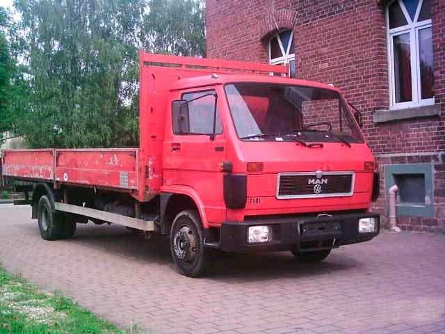 Скло лобове Safeglass VW LT28-55 1975-1996/L80 1994-2000/MAN G90 79-95