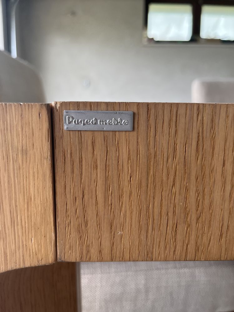 Zestaw krzesel do jadalni