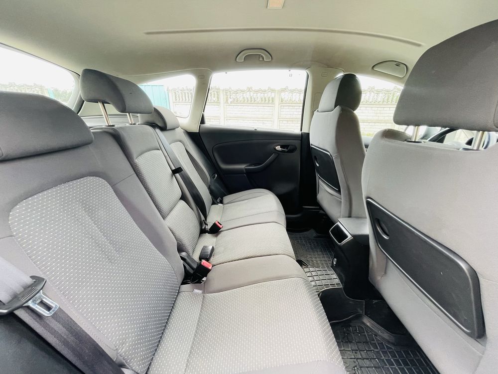 Продам власний Seat Altea XL 2008 2.0 fsi AT ідеальне авто для родини
