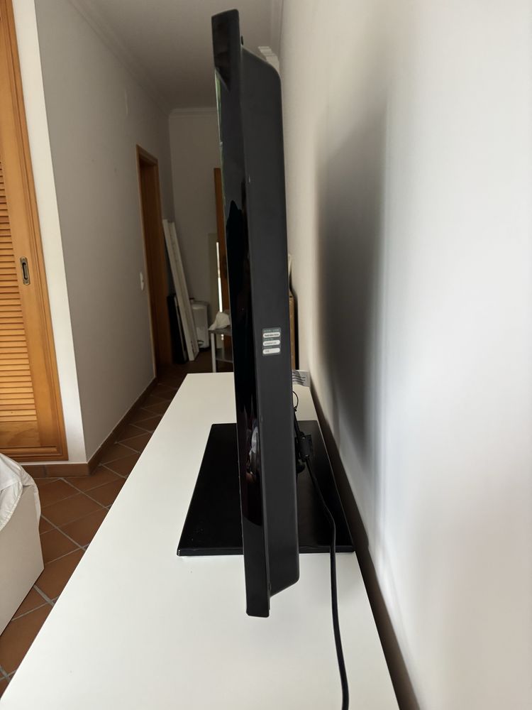 TV Samsung 42” Plasma HD