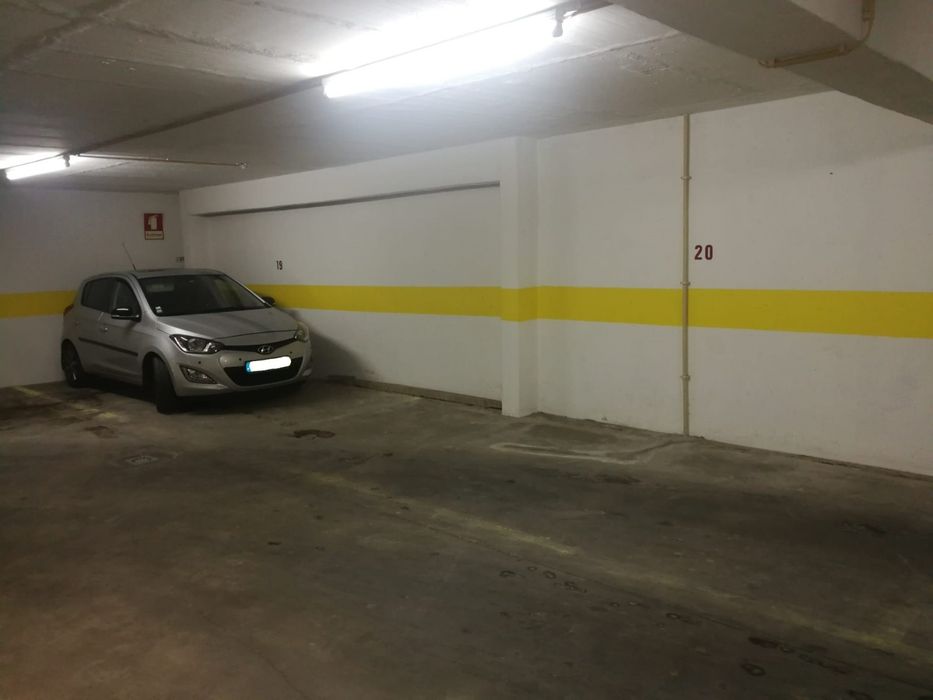 Lugar garagem Laranjeiras