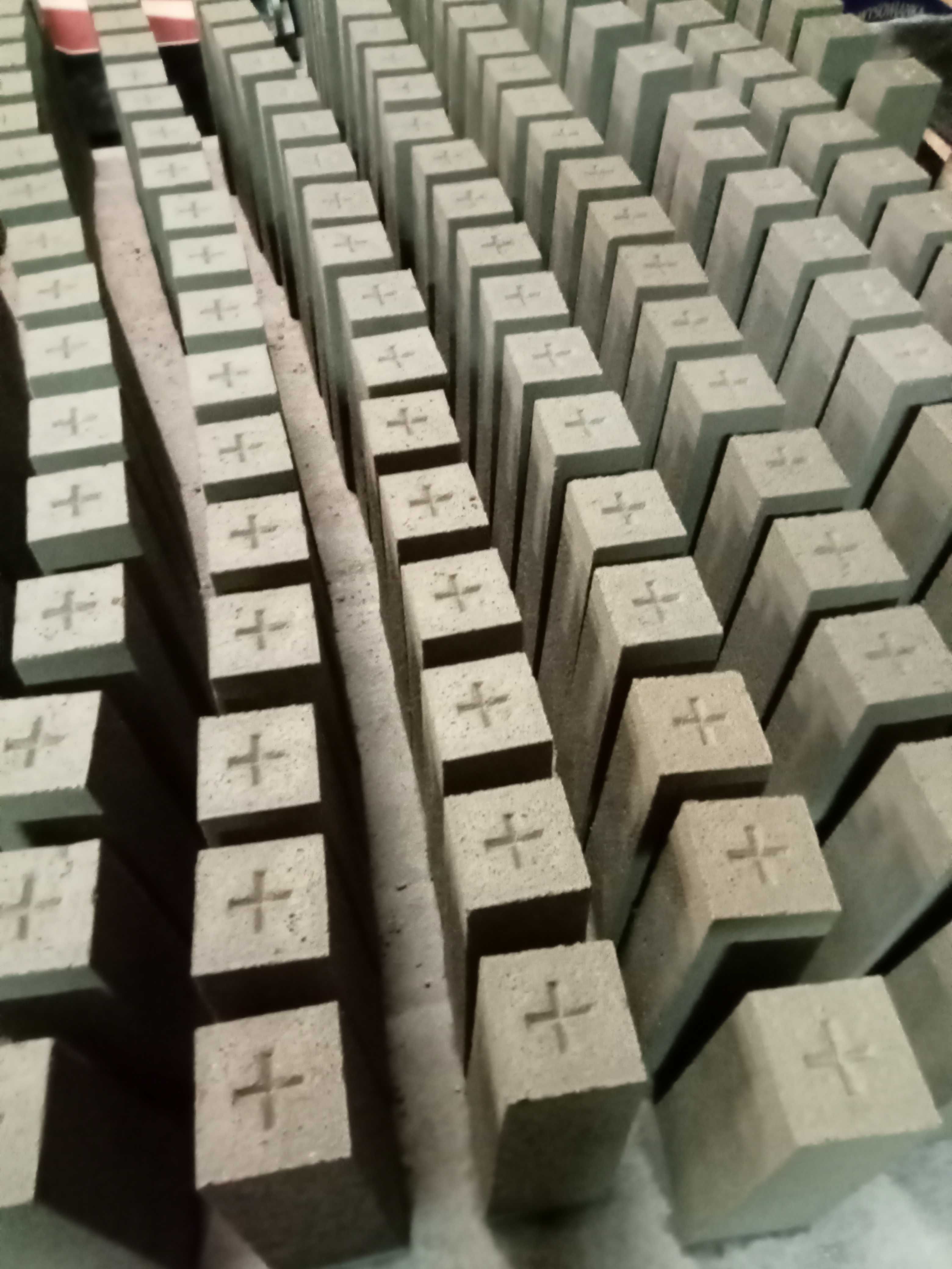 Słupki graniczne geodezyjne